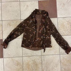 90’s Vintage Lightweight Blouse with Floral Print